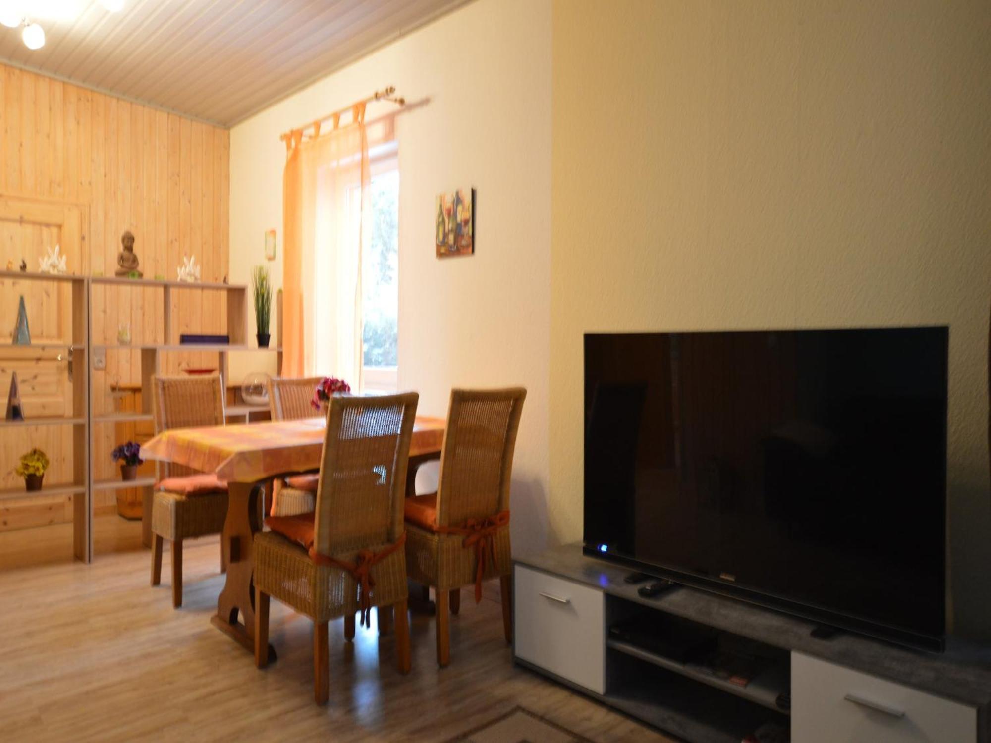 Cosy Apartment In Manderscheid With Balcony Bagian luar foto